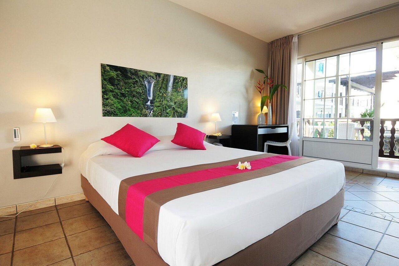 Hotel Les Creoles Saint-Gilles Les Bains Exterior photo